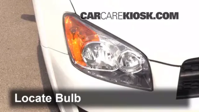 2011 Toyota RAV4 Sport 2.5L 4 Cyl. Éclairage Feu clignotant avant (remplacer l'ampoule)